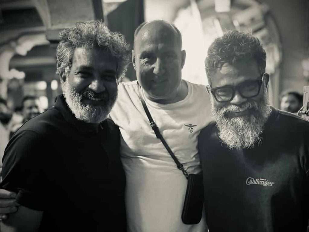 Rajamouli Visits Pushpa 2 Sets, Sukumar Shares Memorable Moment